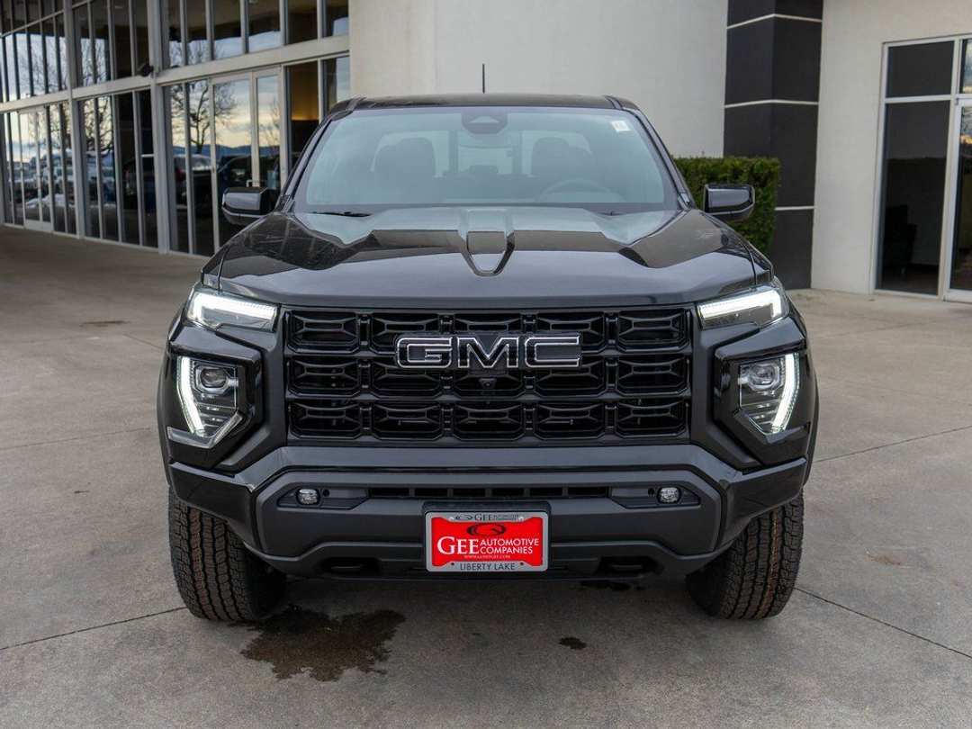 2026 GMC Canyon Elevation - Image 2
