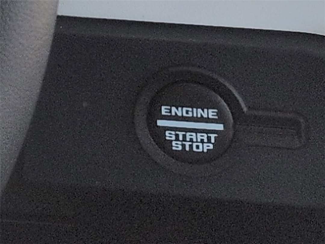 2025 Ford Bronco Heritage Edition - Image 15