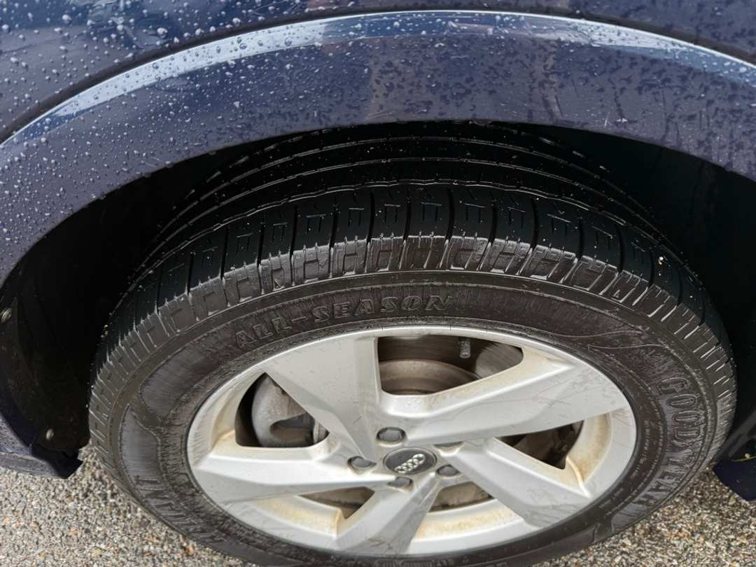 2019 Audi Q3 2.0T Premium Plus - Image 9