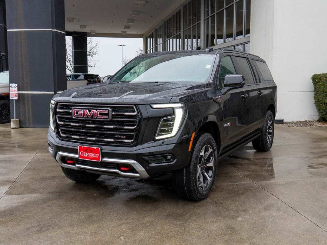 2026 GMC Yukon Xl AT4 Ultimate - Image 3