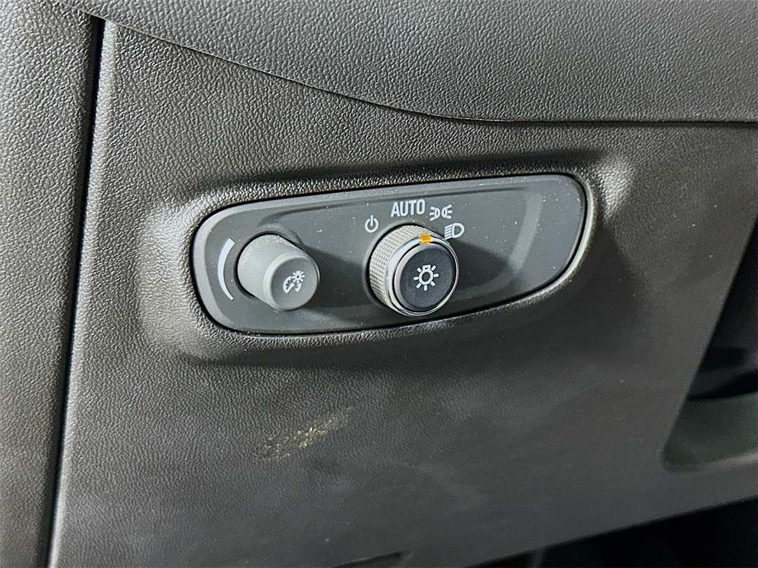 2022 Chevrolet Equinox RS - Image 10