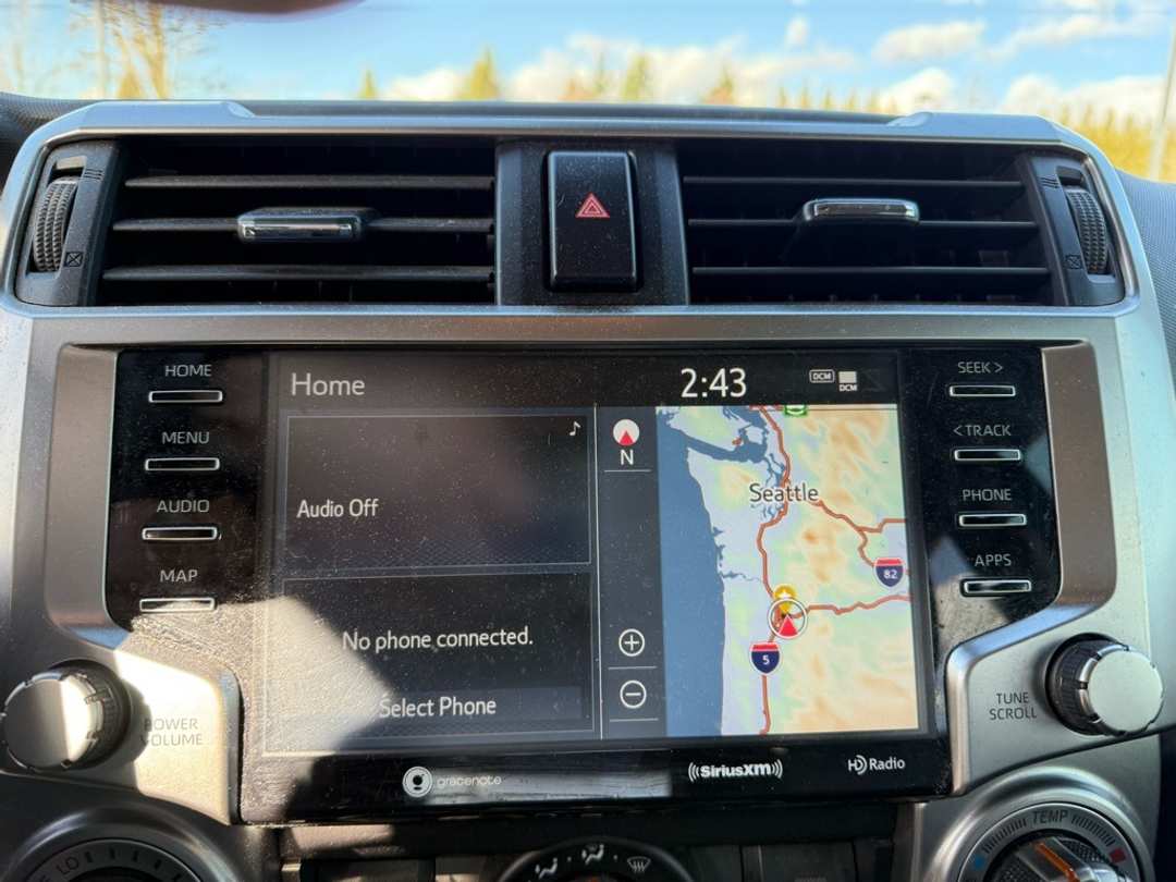 2020 Toyota 4Runner SR5 Premium - Image 14