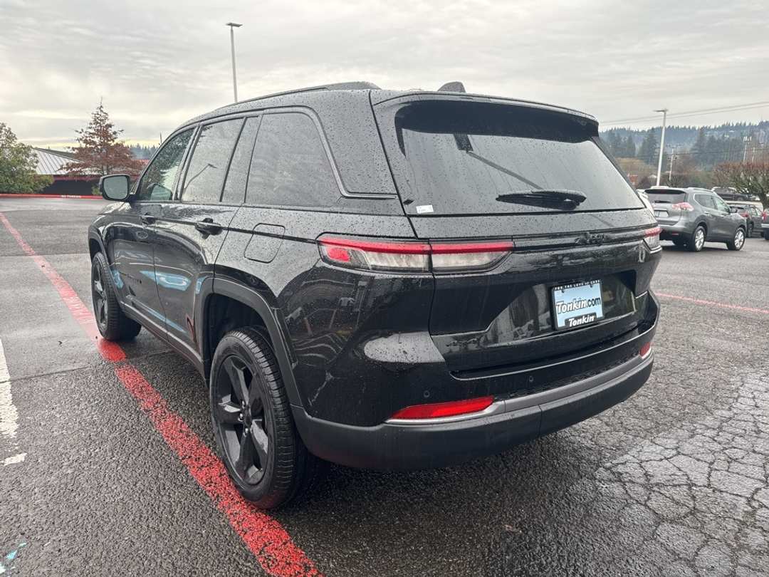 2026 Jeep Grand Cherokee Limited - Image 5