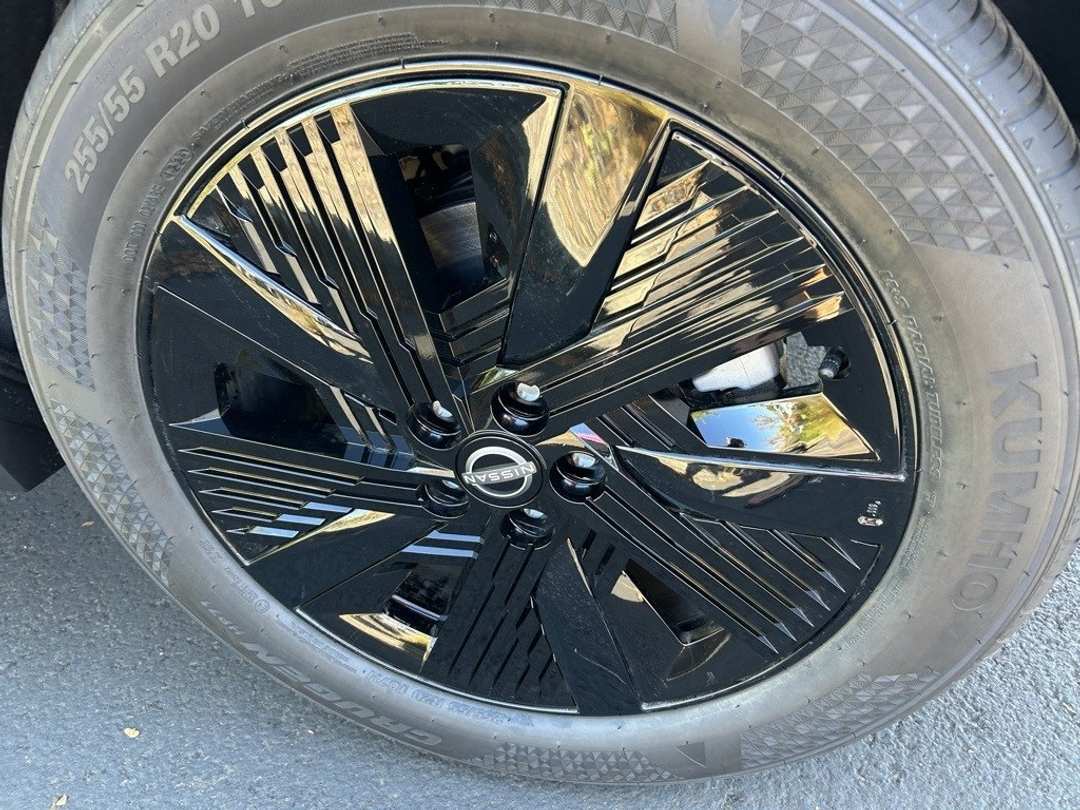 2025 Nissan Murano SV - Image 8