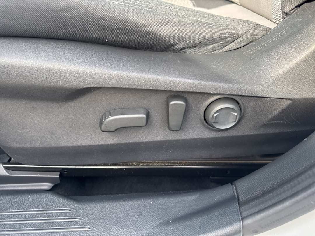 2020 Subaru Outback Premium - Image 18