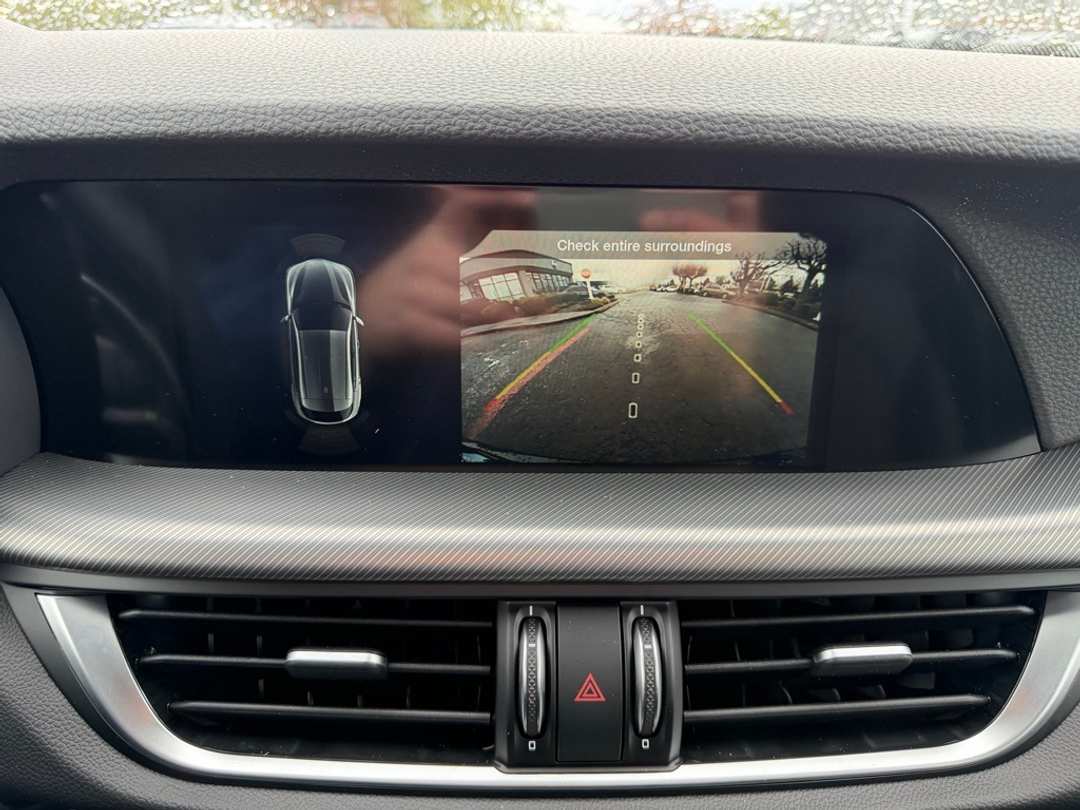 2026 Alfa Romeo Stelvio - Image 23