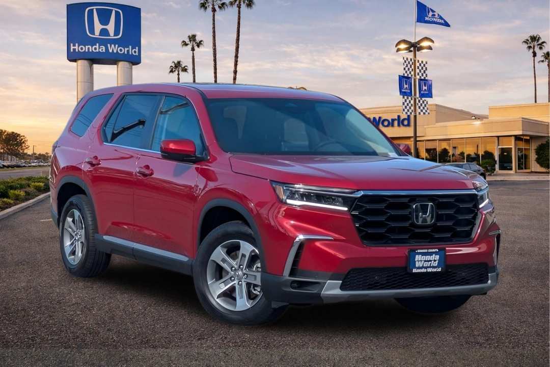 2025 Honda Pilot EXL - Image 2
