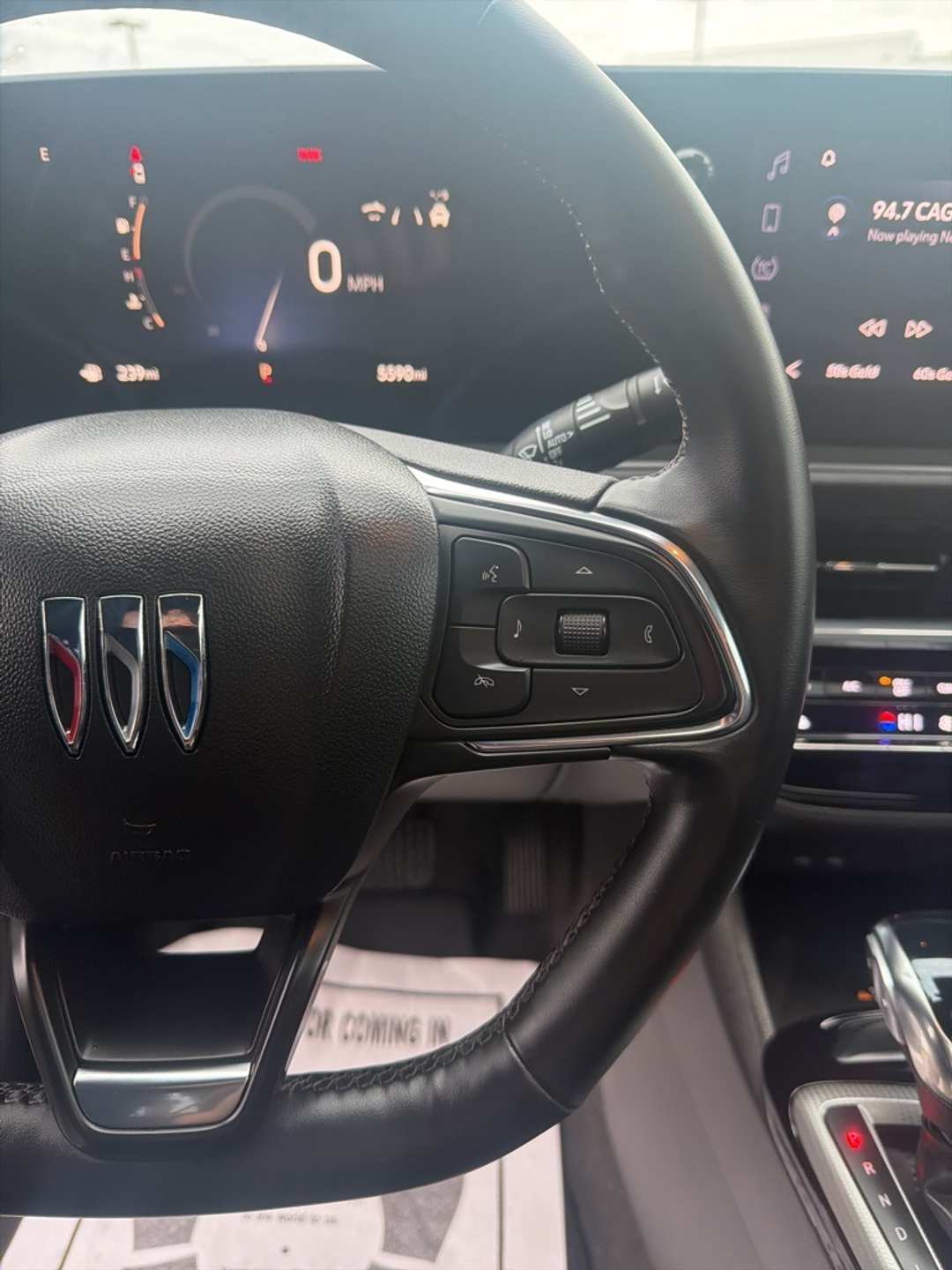 2025 Buick Envista Avenir - Image 34