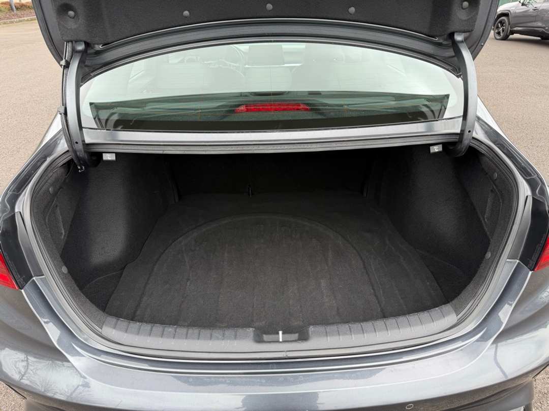 2023 Kia Forte GT - Image 11