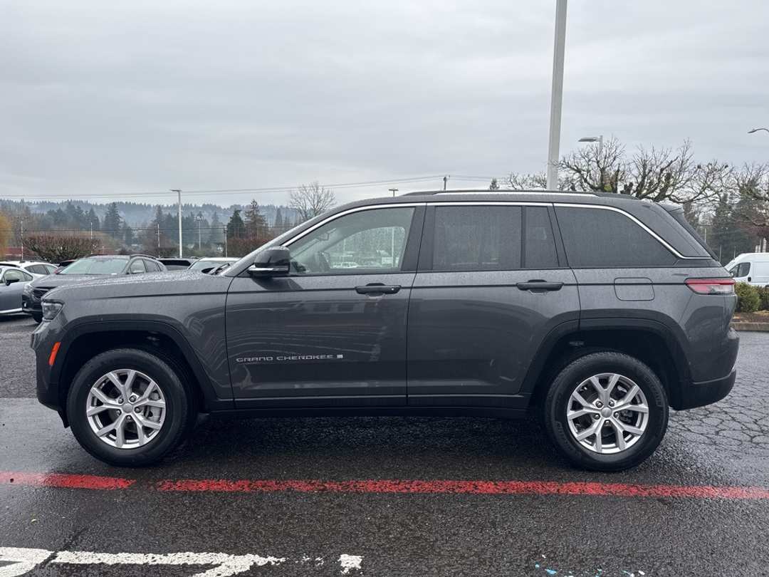 2022 Jeep Grand Cherokee Limited - Image 4