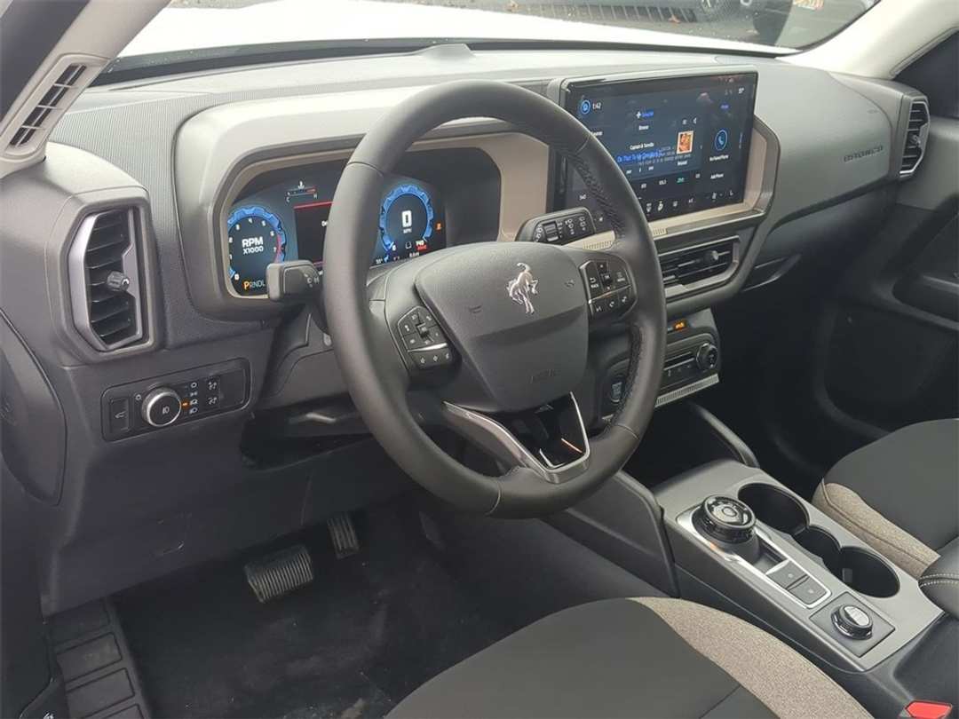 2025 Ford Bronco Sport Big Bend - Image 12