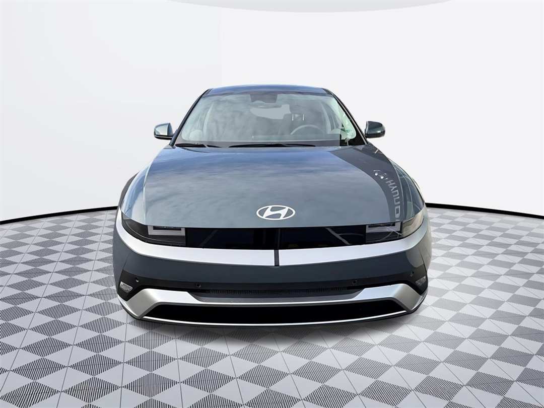 2026 Hyundai Ioniq 5 SEL - Image 3