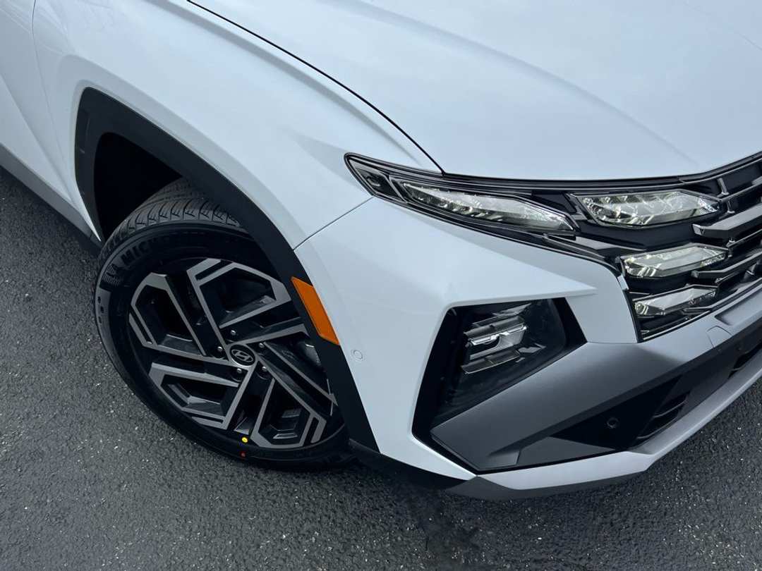 2026 Hyundai Tucson Limited - Image 2