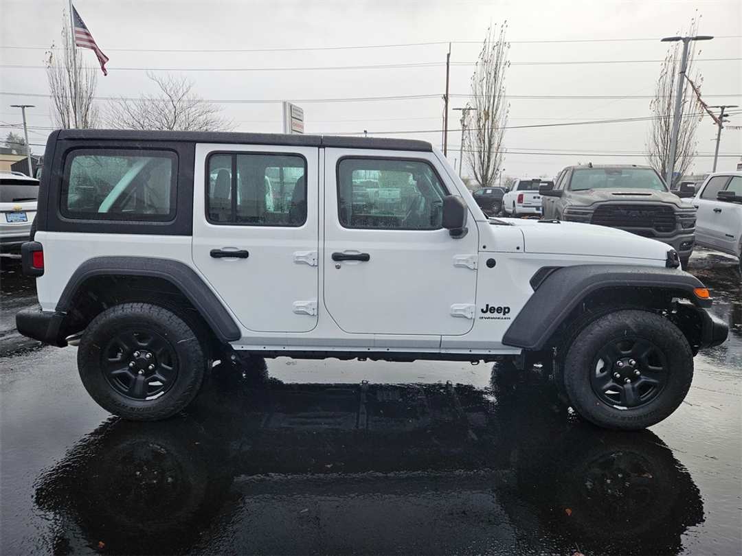 2026 Jeep Wrangler Sport - Image 7