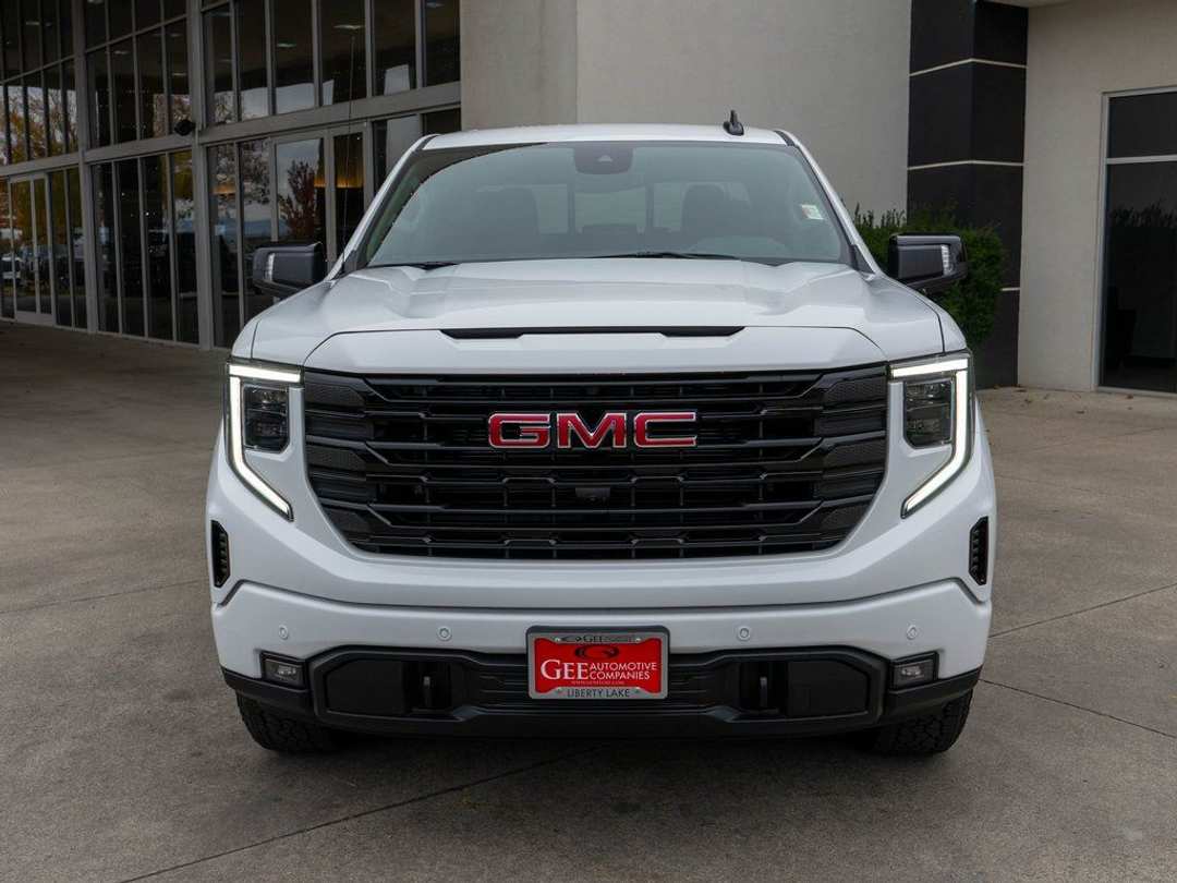 2026 GMC Sierra 1500 Elevation - Image 2