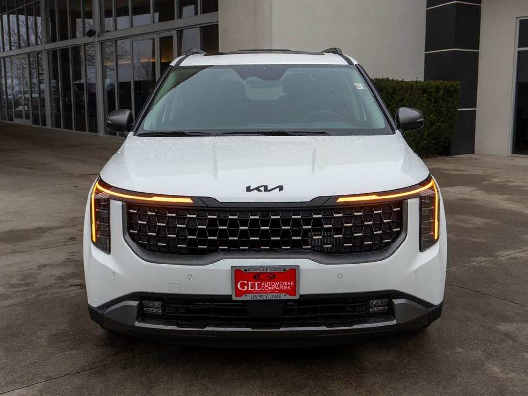 2026 Kia Carnival SX Prestige - Image 2