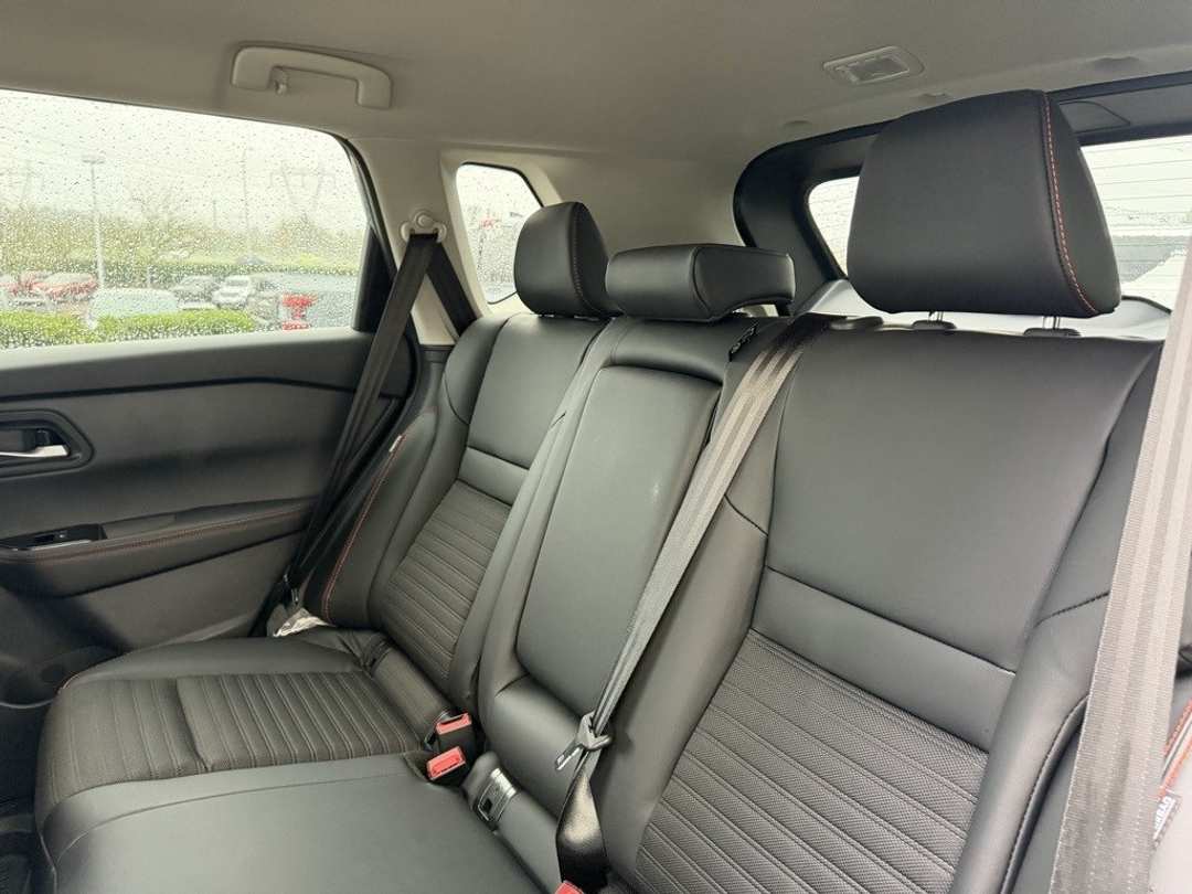 2026 Nissan Rogue Rock Creek - Image 30