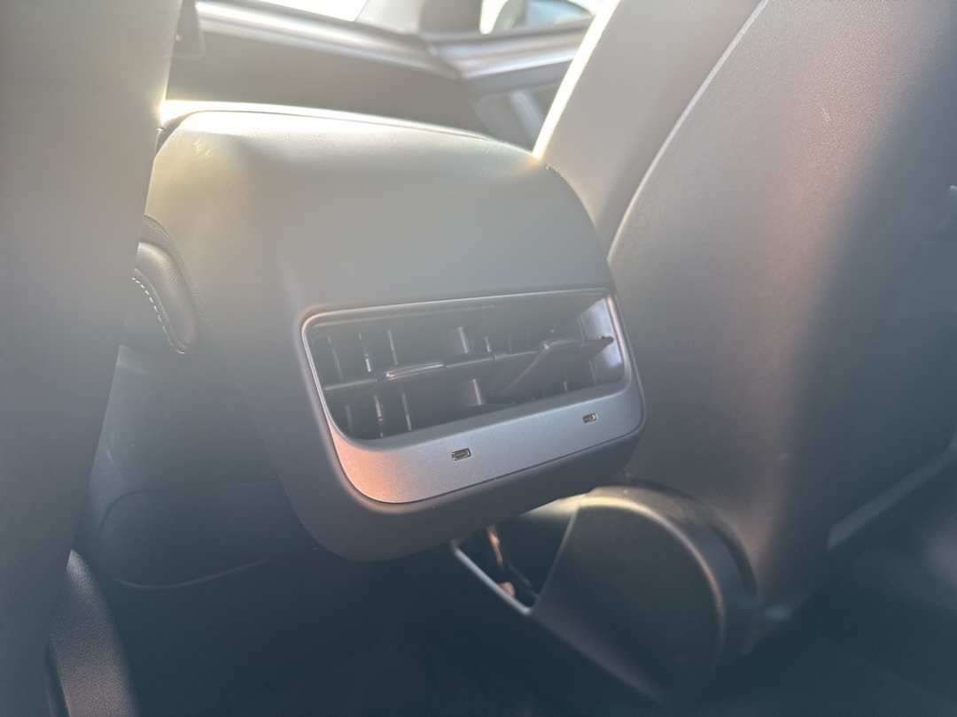 2025 Tesla Model Y Performance - Image 20