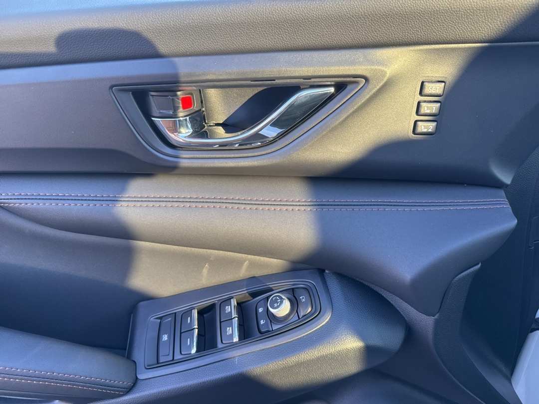 2026 Subaru Ascent Limited Bronze Edition - Image 13