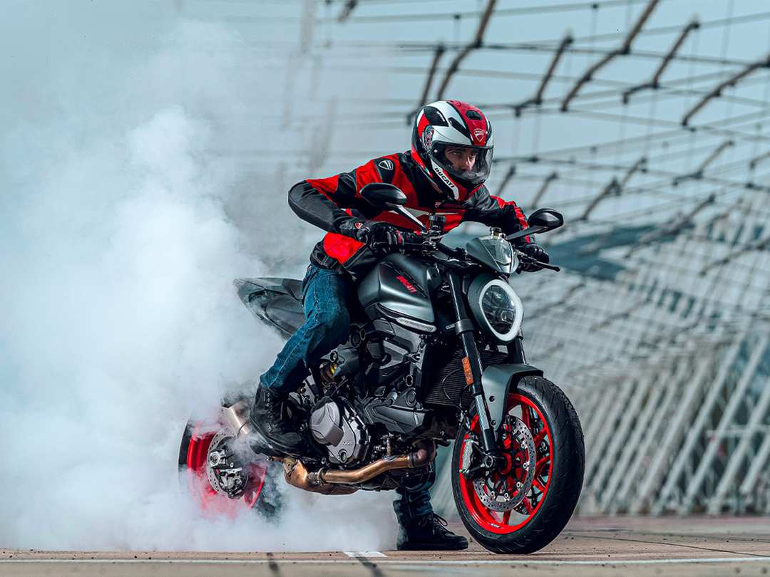 2025 Ducati Monster + - Image 12