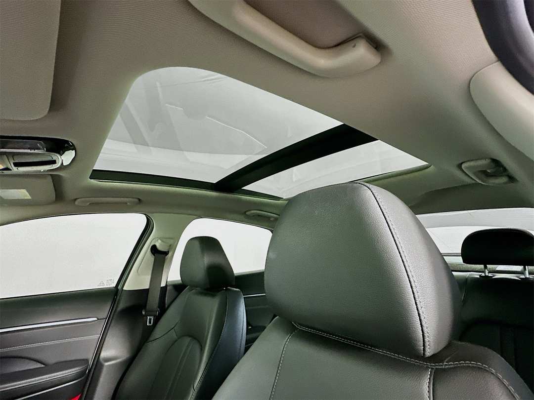 2023 Hyundai Sonata Limited - Image 23