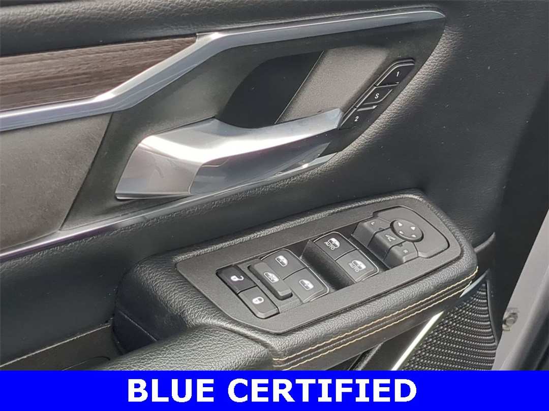 2025 Ram 1500 Laramie - Image 10