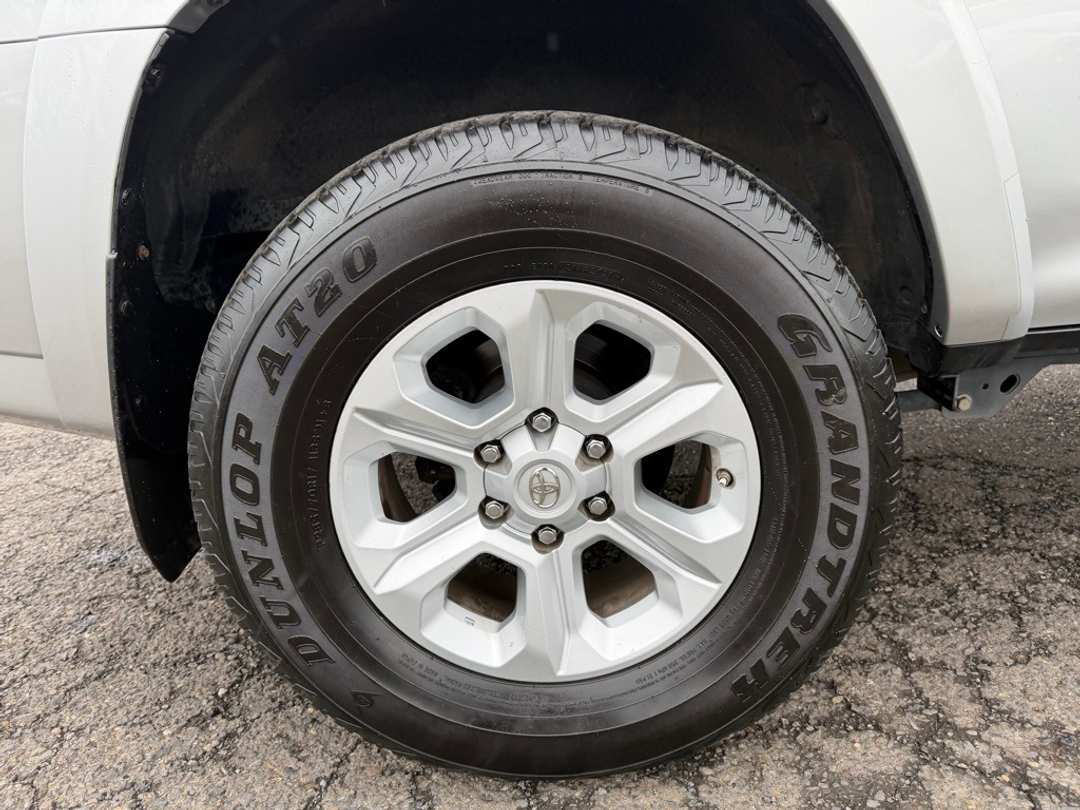 2021 Toyota 4Runner SR5 Premium - Image 10