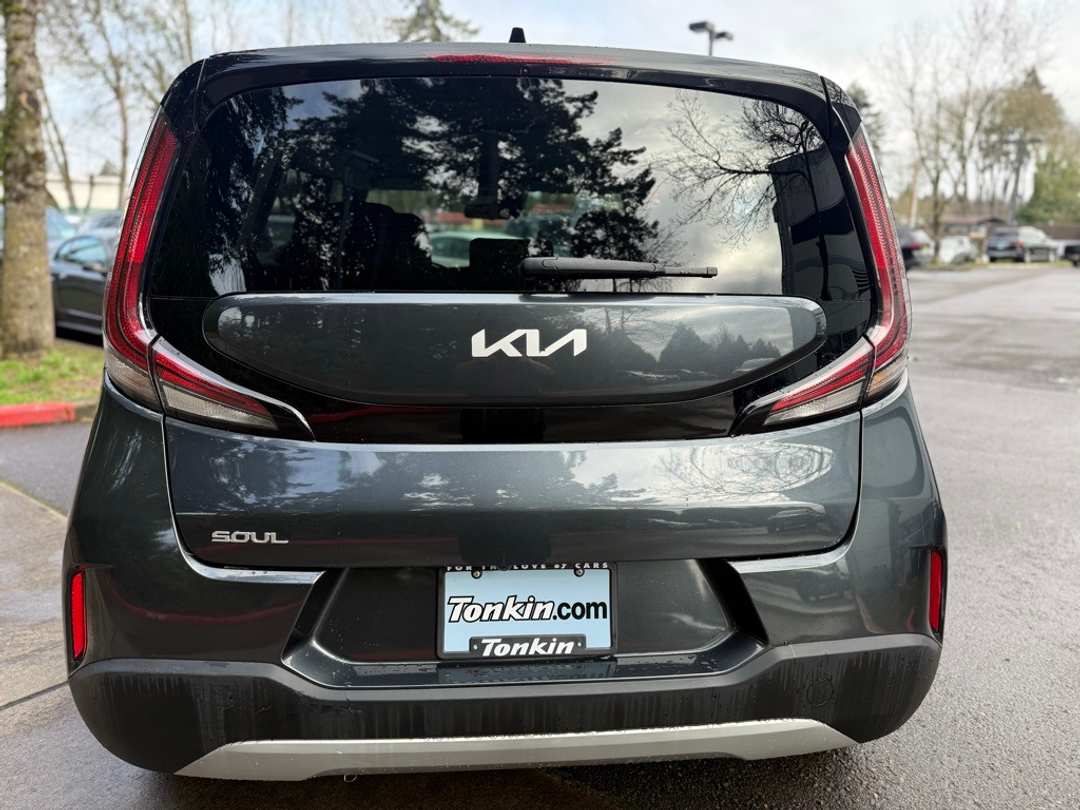 2024 Kia Soul LX - Image 8