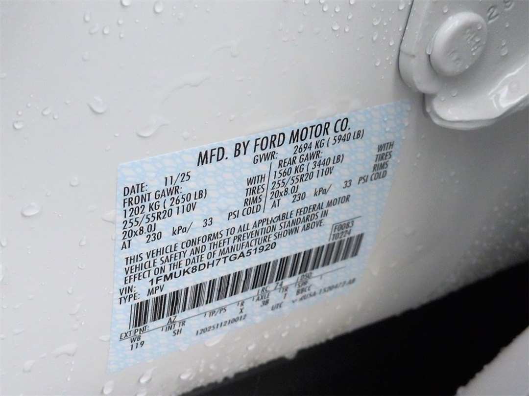 2026 Ford Explorer Active - Image 32