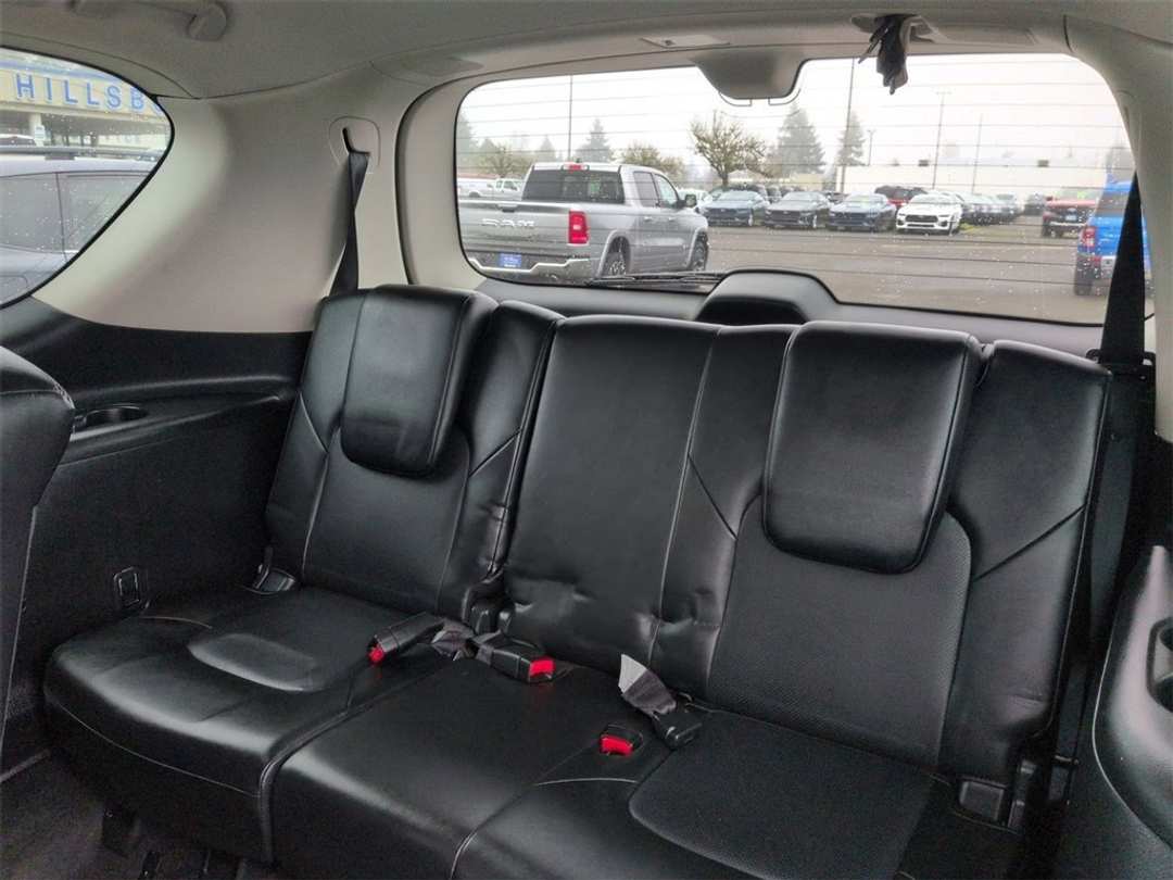 2021 Nissan Armada Platinum - Image 37