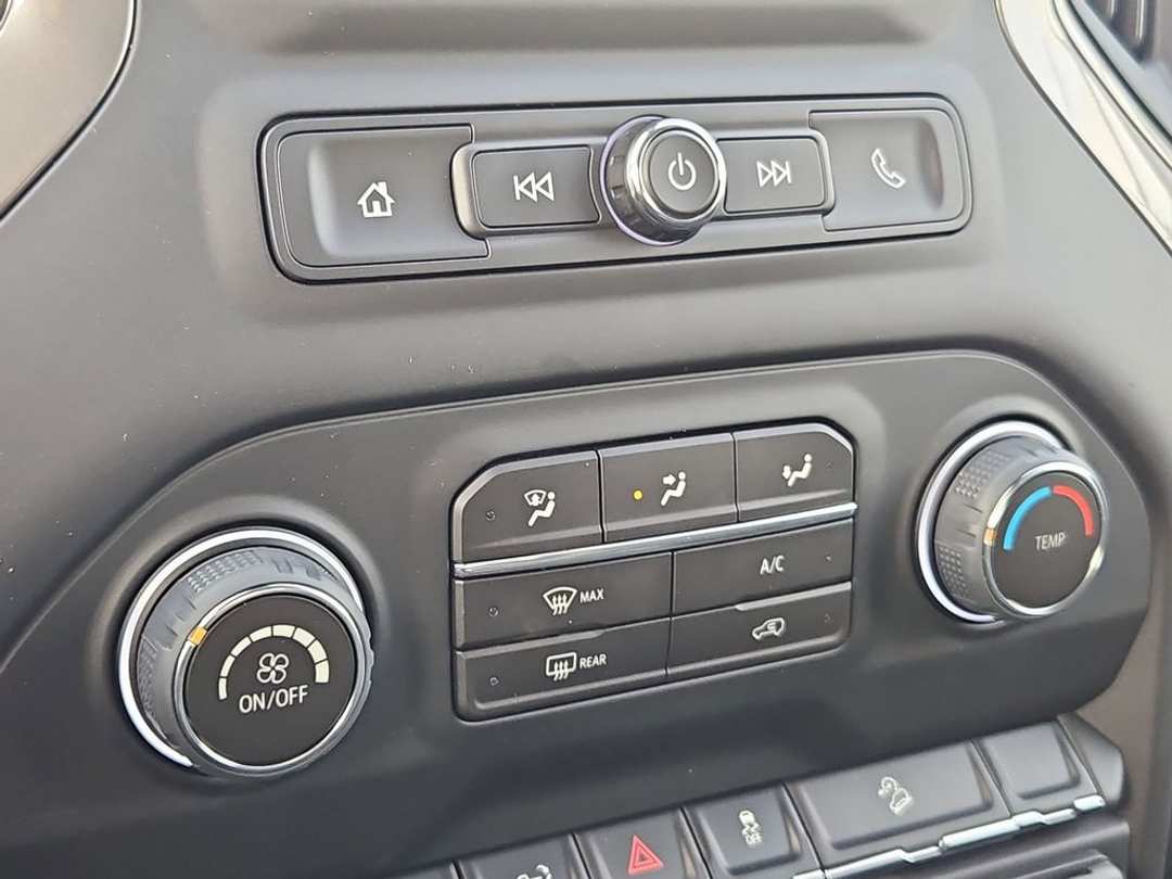 2026 Chevrolet Silverado 2500Hd Custom - Image 33