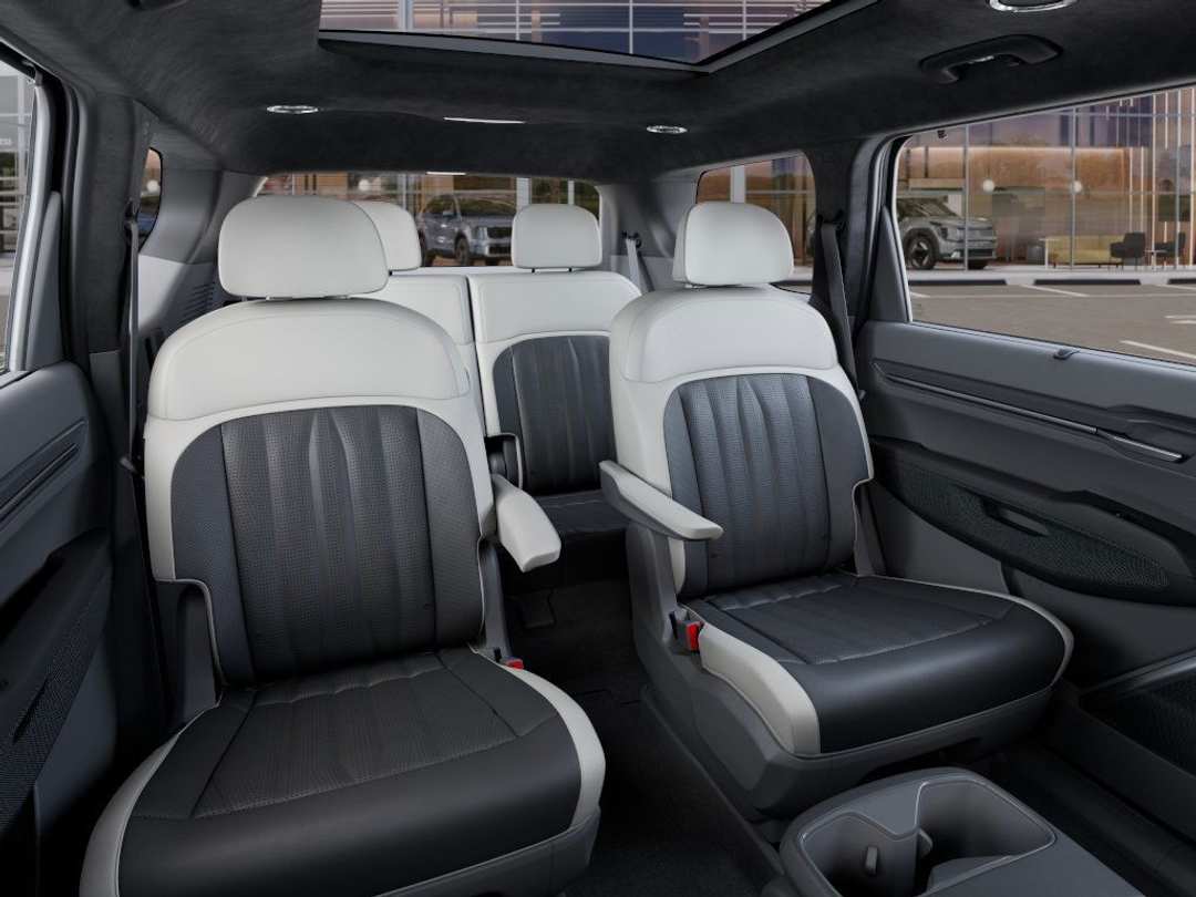 2026 Kia Ev9 GTLine - Image 16