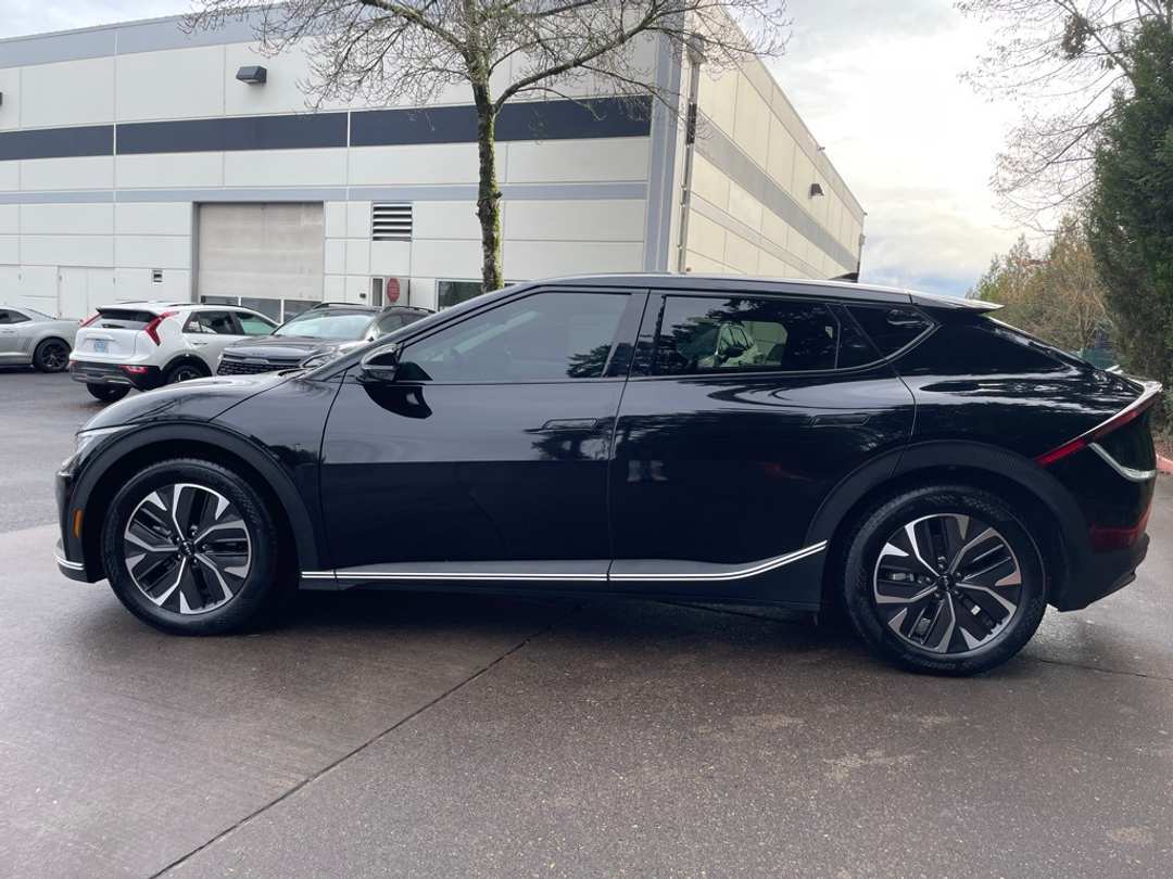 2024 Kia Ev6 Light - Image 9