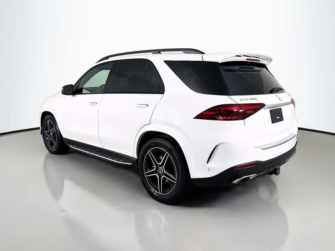 2026 Mercedes-Benz GLE GLE 450 - Image 3