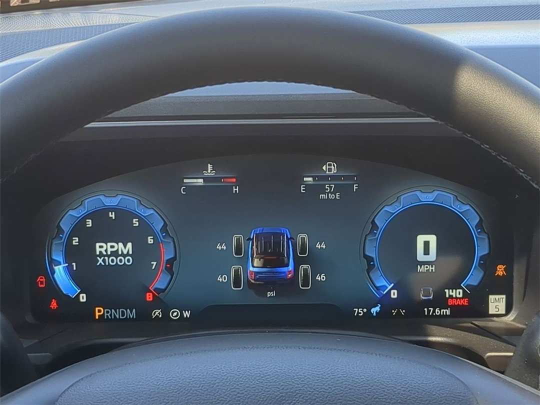 2025 Ford Bronco Sport Badlands - Image 15