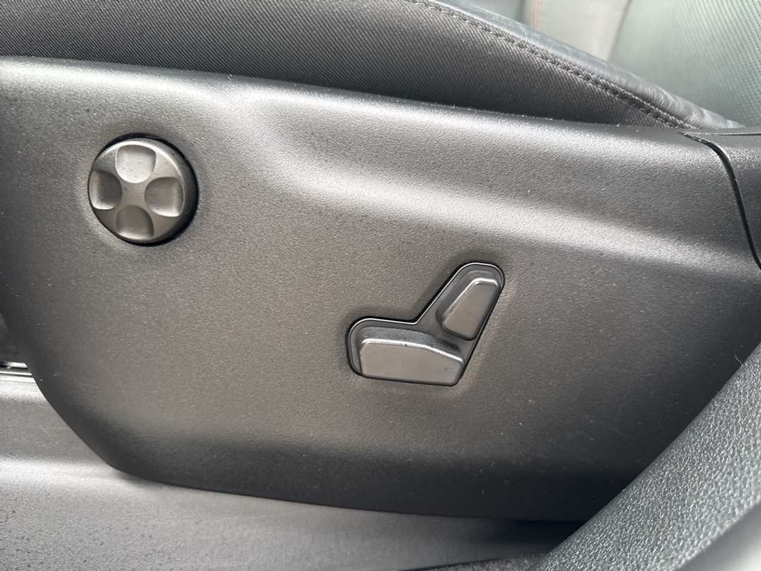 2025 Dodge Durango R/T Plus - Image 12