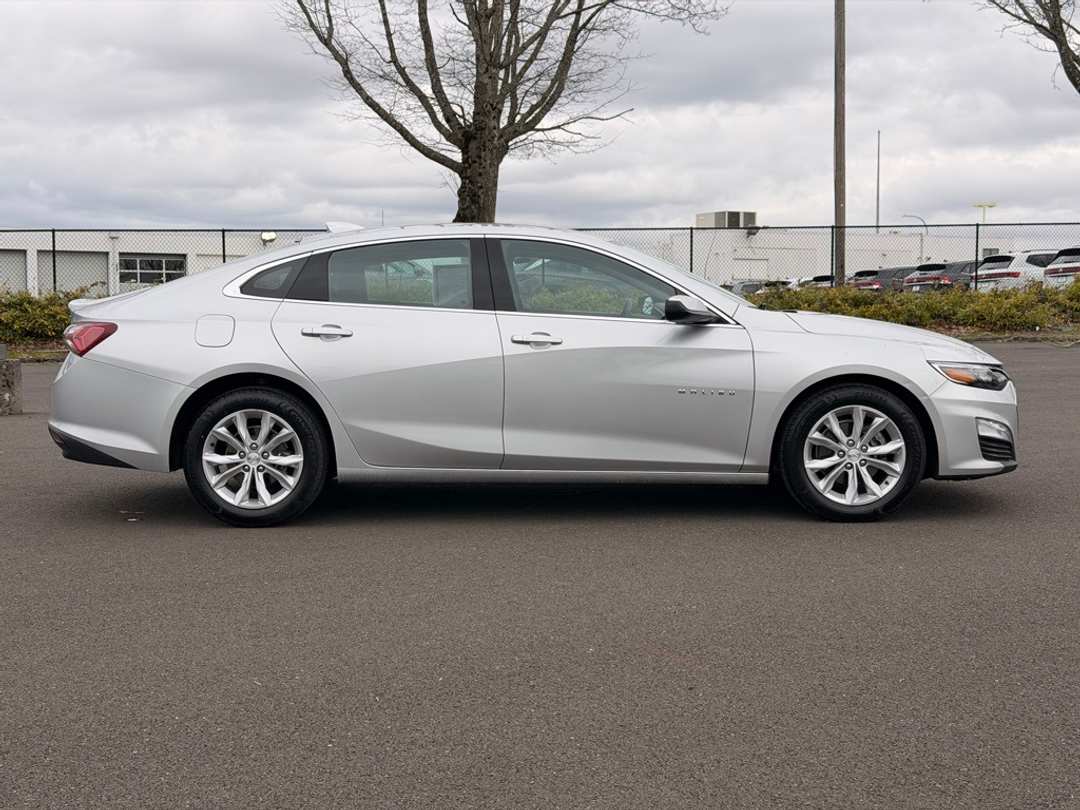2019 Chevrolet Malibu LT - Image 7