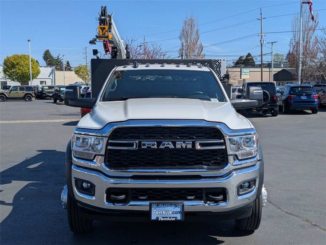 2024 Ram 5500Hd Tradesman - Image 8