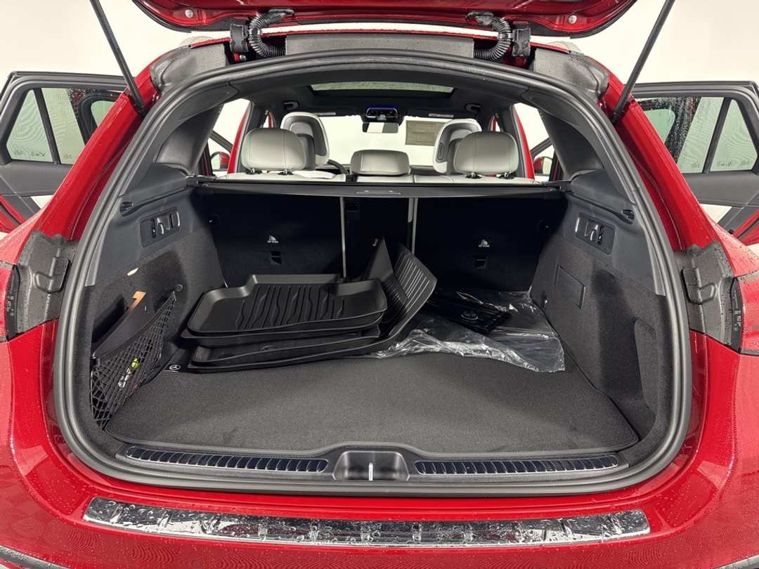 2026 Mercedes-Benz GLC GLC 300 - Image 14