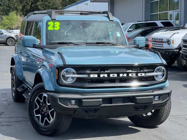 2023 Ford Bronco Outer Banks