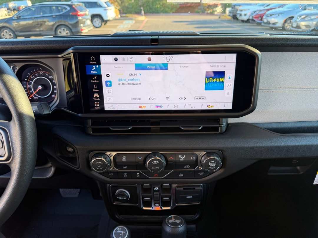 2026 Jeep Wrangler Sport - Image 21