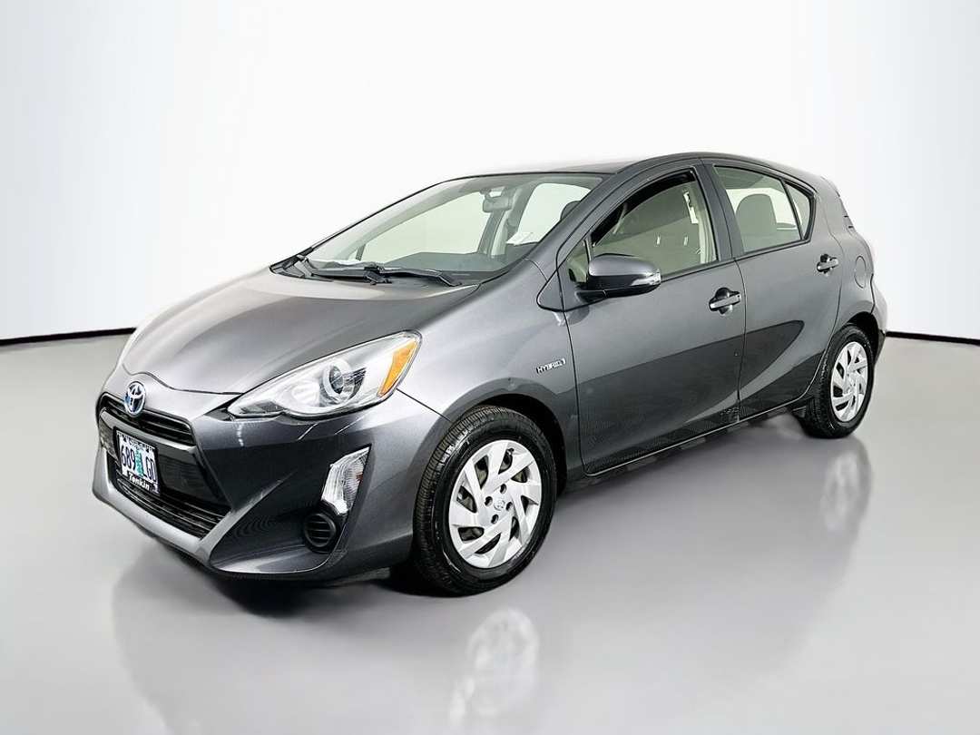 2015 Toyota Prius C - Image 4