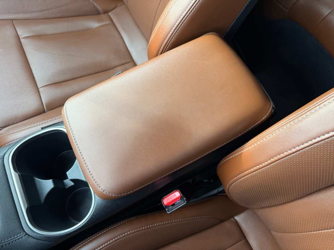 2022 Subaru Outback Touring - Image 26