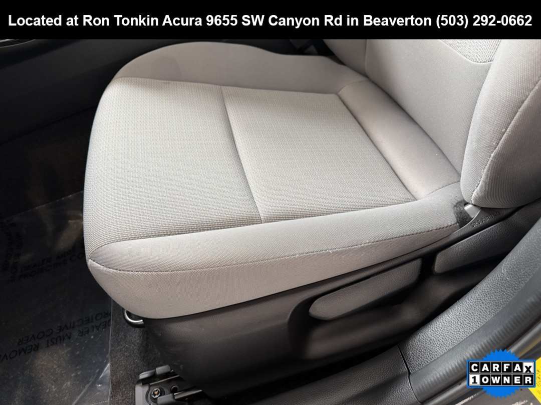 2023 Toyota Prius LE - Image 13