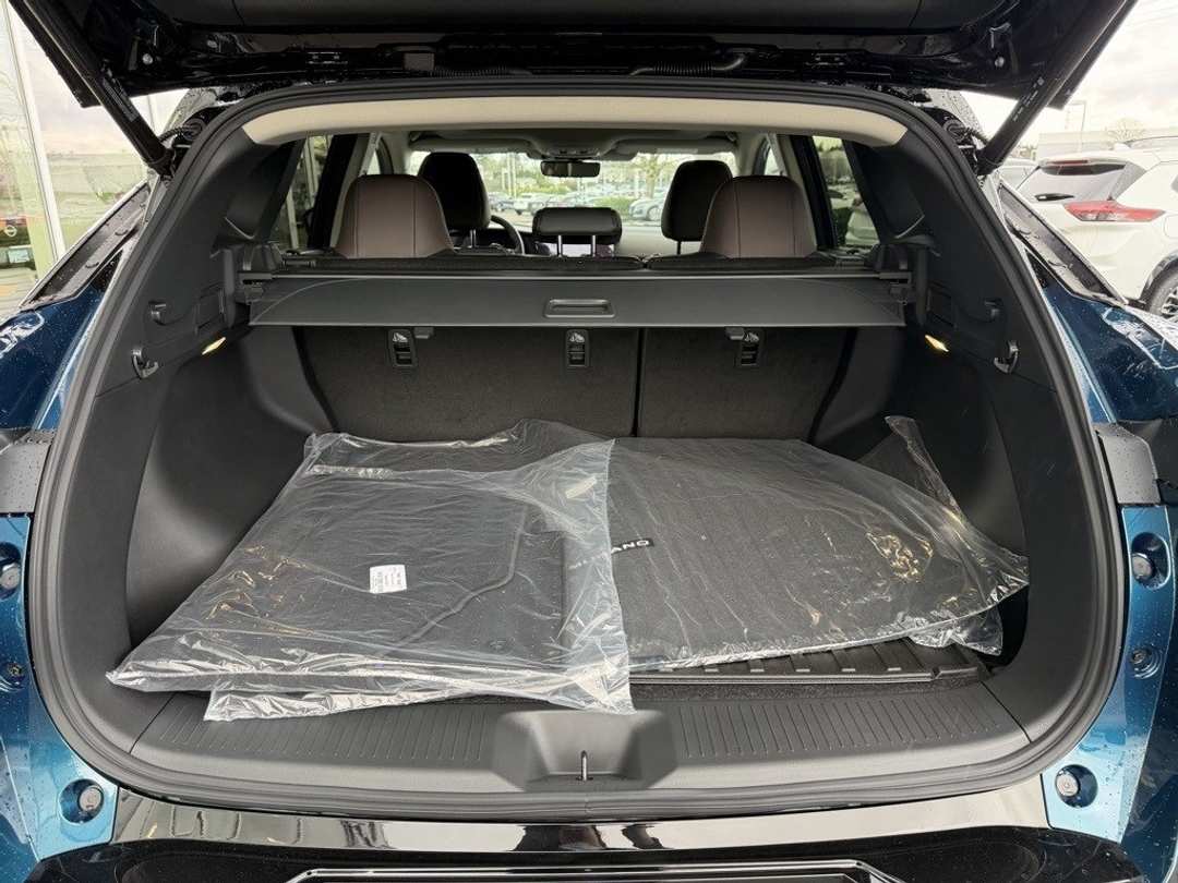 2026 Nissan Murano Platinum - Image 10