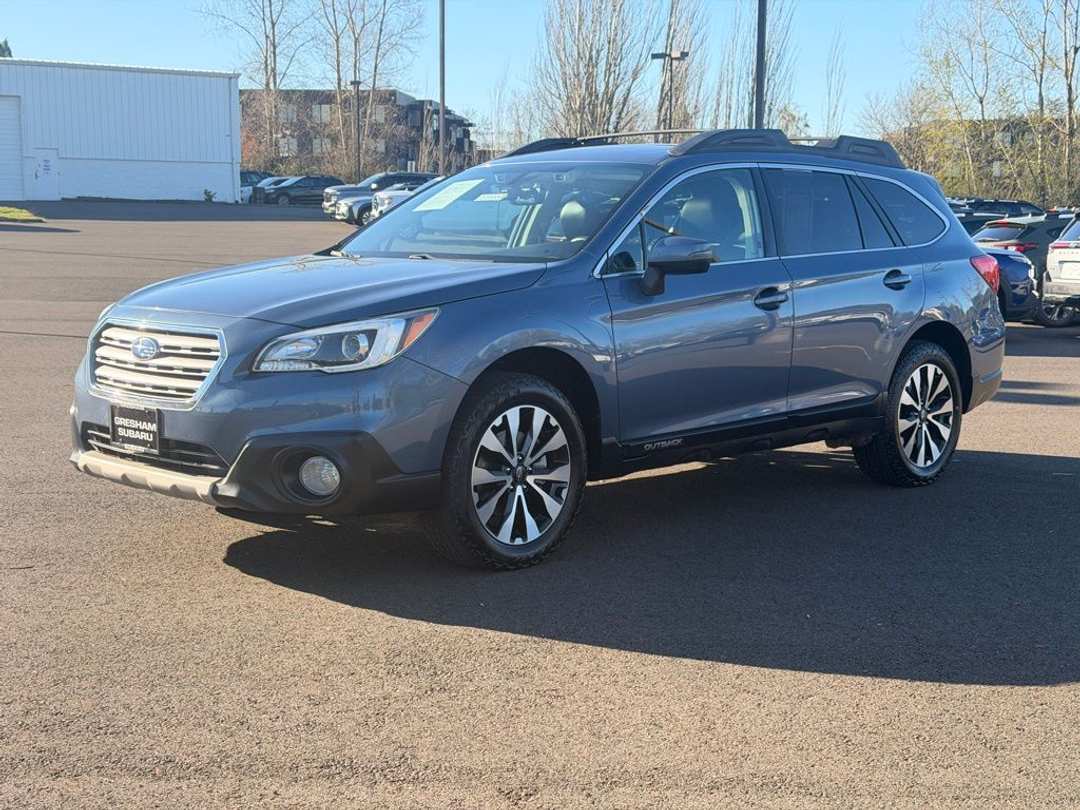 2017 Subaru Outback 2.5i - Image 3