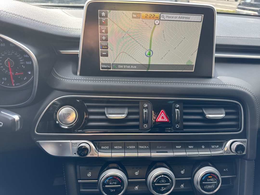 2019 Genesis G70 2.0T Advanced - Image 24