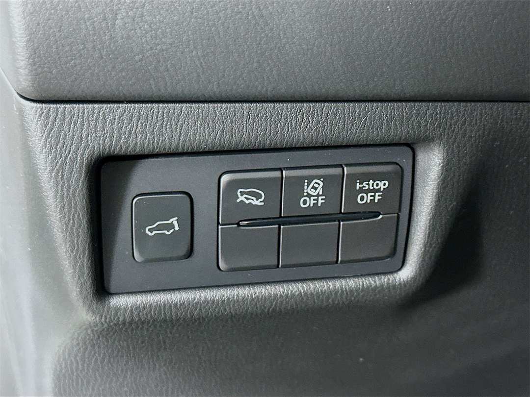 2025 MAZDA CX-5 2.5 S Preferred Package - Image 10