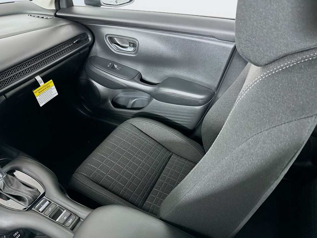 2026 Honda HR-V LX - Image 21