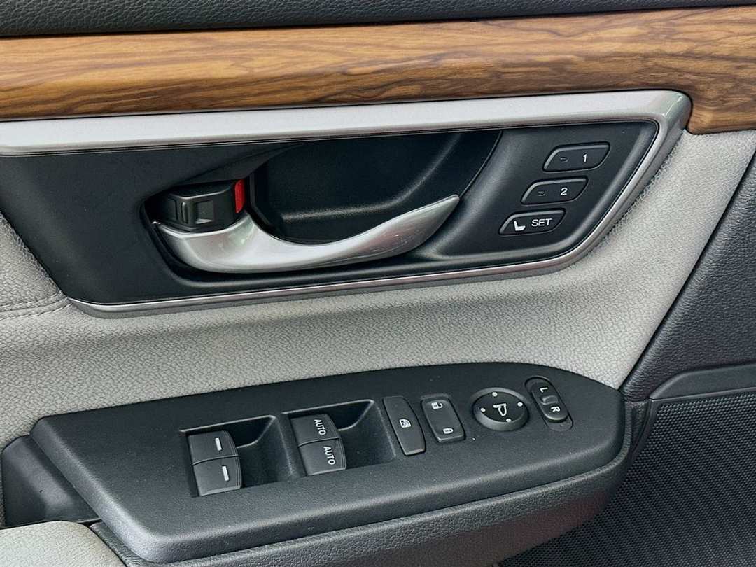 2022 Honda CR-V EX - Image 18